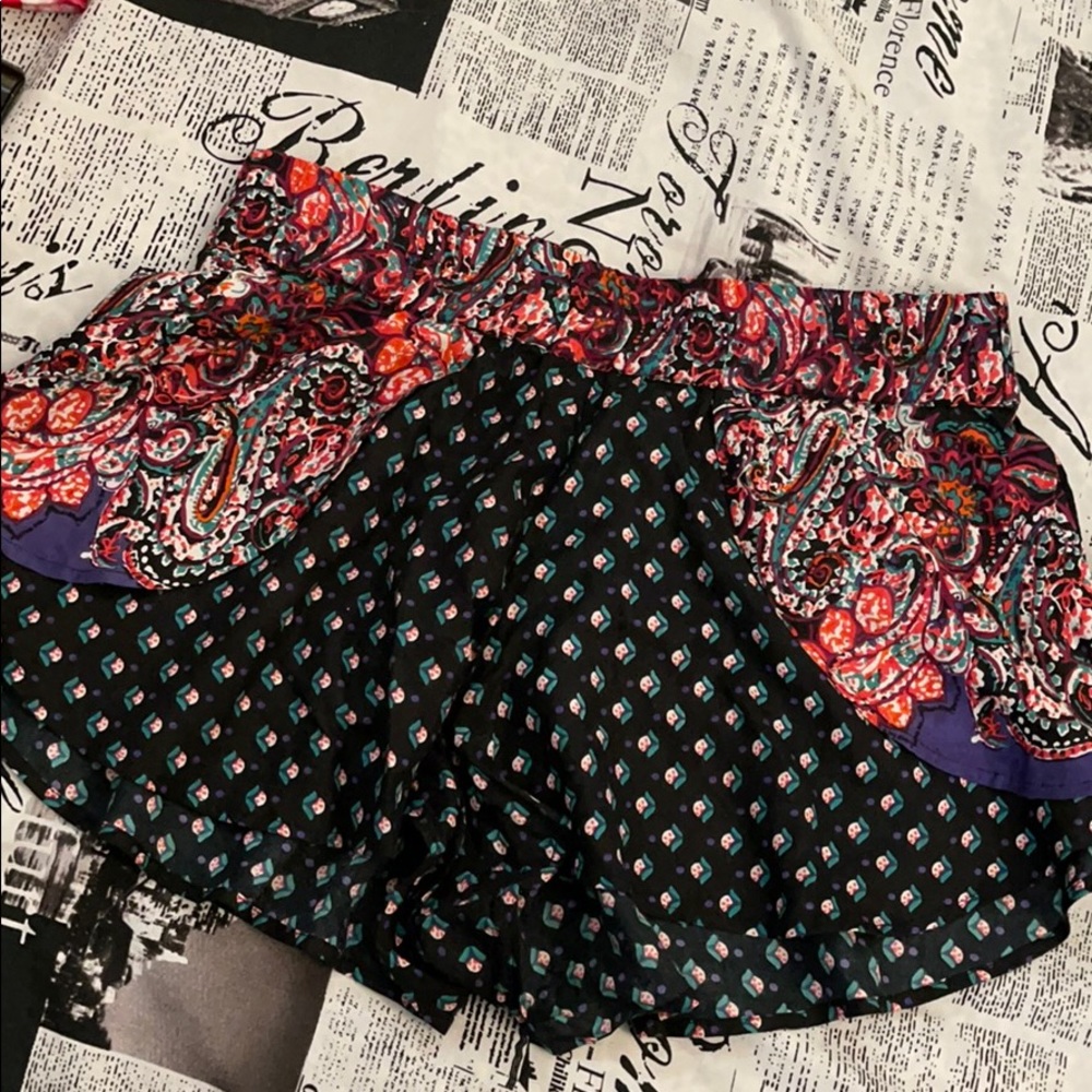 Urban Outfitters High Waisted Printed Flowy Shorts